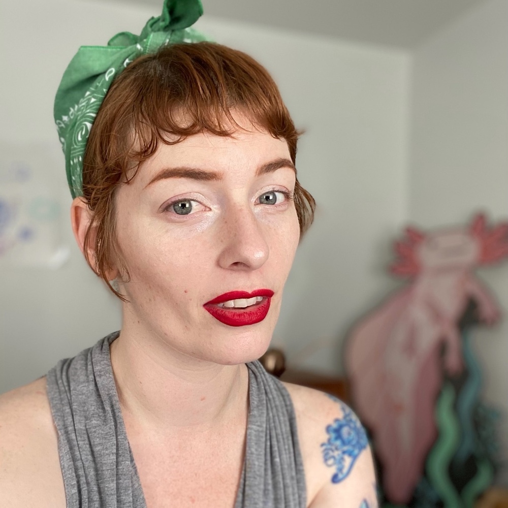 Meet your Posher, Alexis